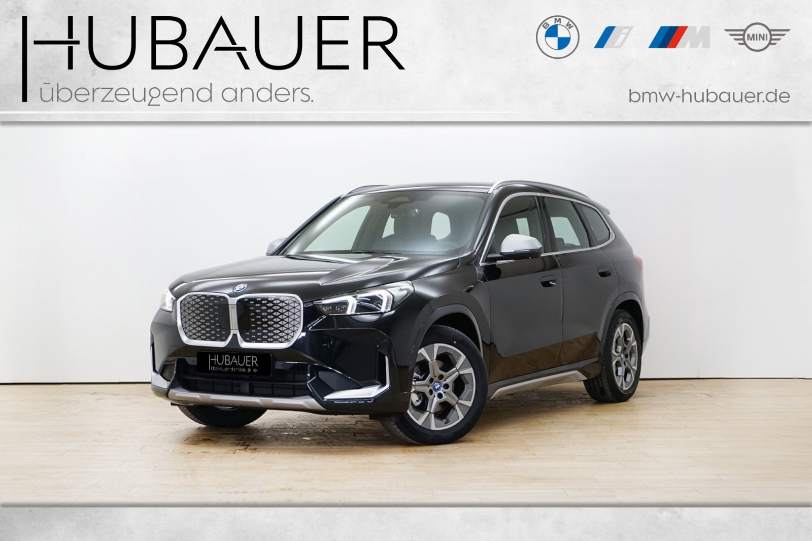 BMW iX1 eDrive20 [xLine, LED, AHK, 360°, 18 LMR]