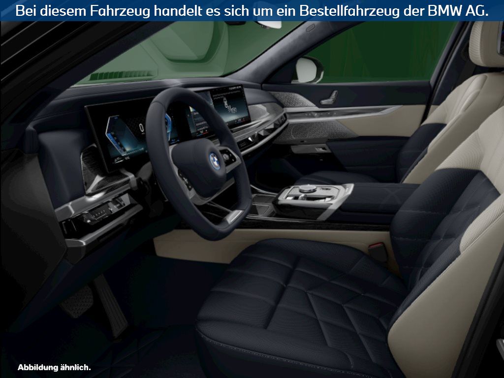 Fahrzeugabbildung BMW 750e xDrive Limousine