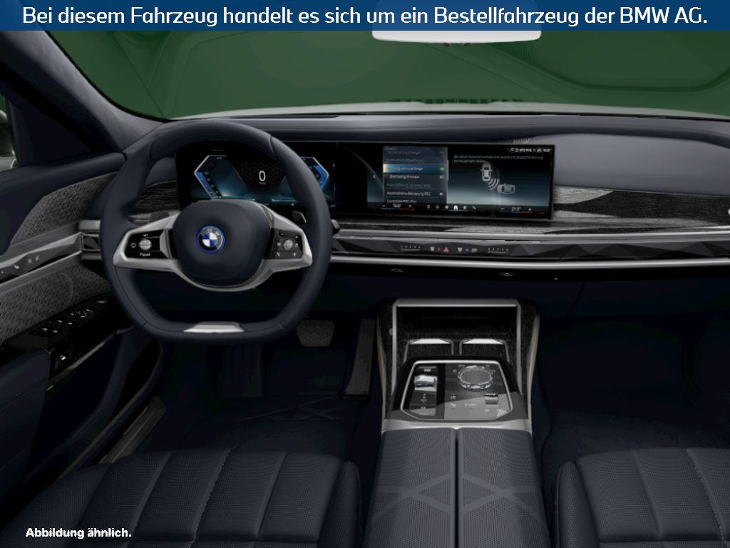 Fahrzeugabbildung BMW 750e xDrive Limousine