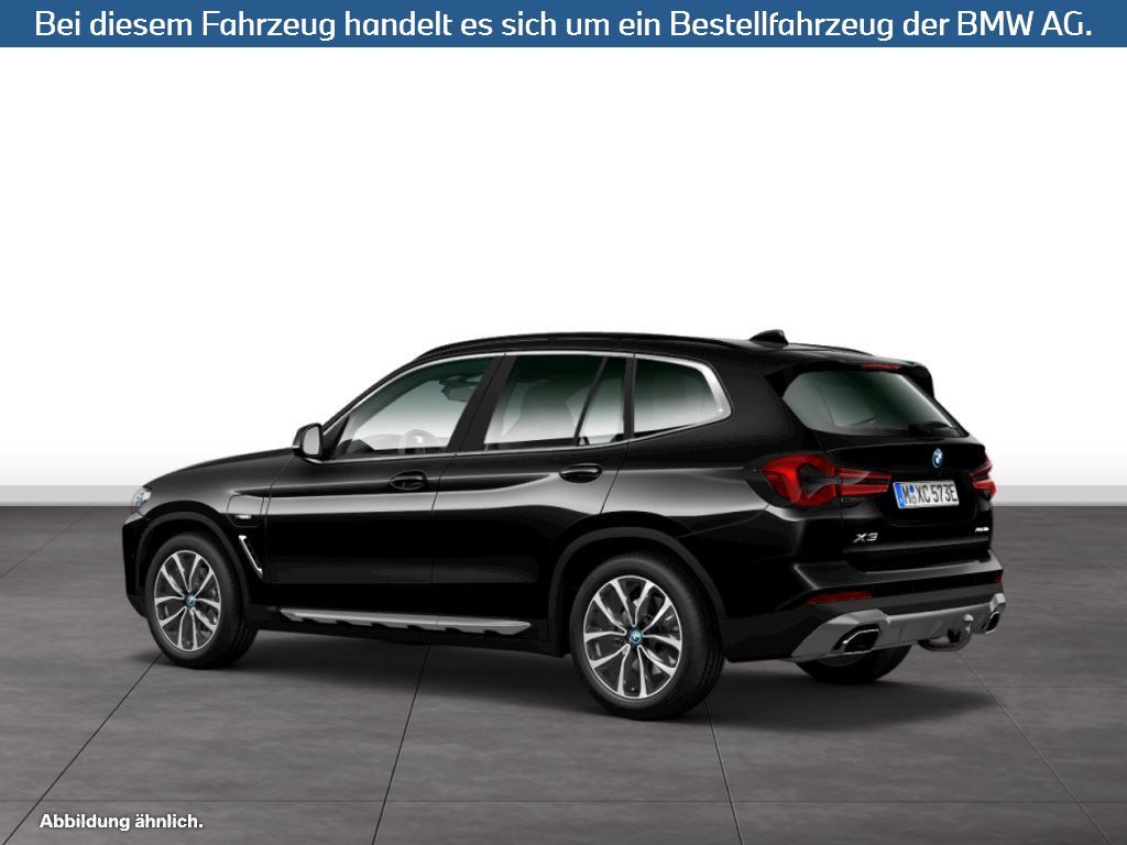 Fahrzeugabbildung BMW X3 xDrive30e