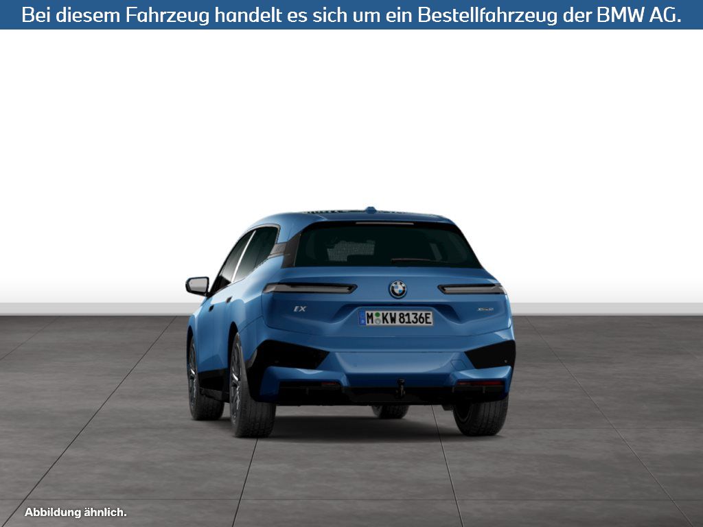 Fahrzeugabbildung BMW iX xDrive50