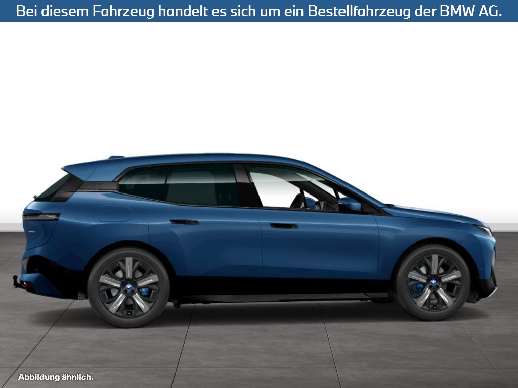 Fahrzeugabbildung BMW iX xDrive50