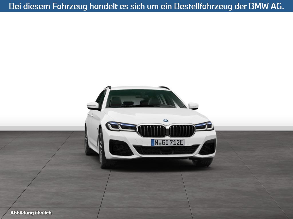 Fahrzeugabbildung BMW 530e Touring