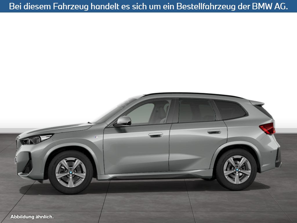 Fahrzeugabbildung BMW X1 xDrive23i