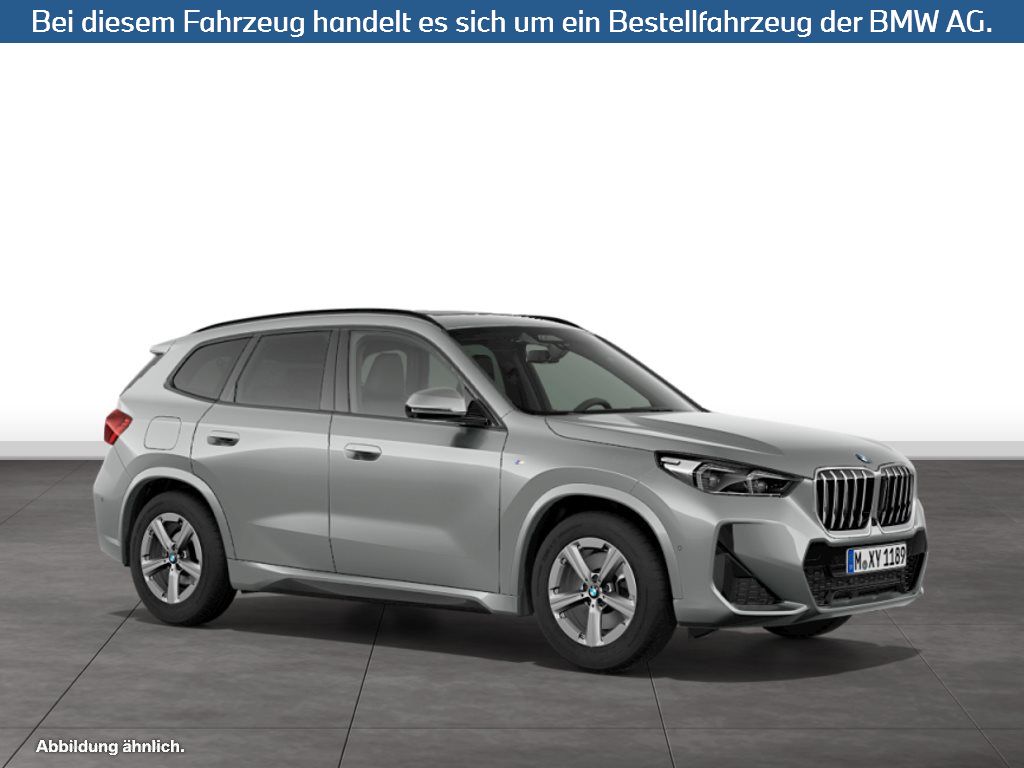 Fahrzeugabbildung BMW X1 xDrive23i