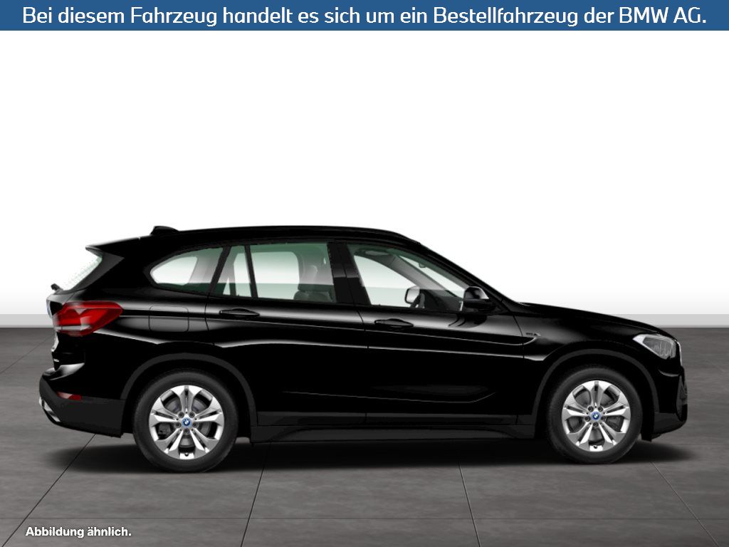 Fahrzeugabbildung BMW X1 xDrive25e