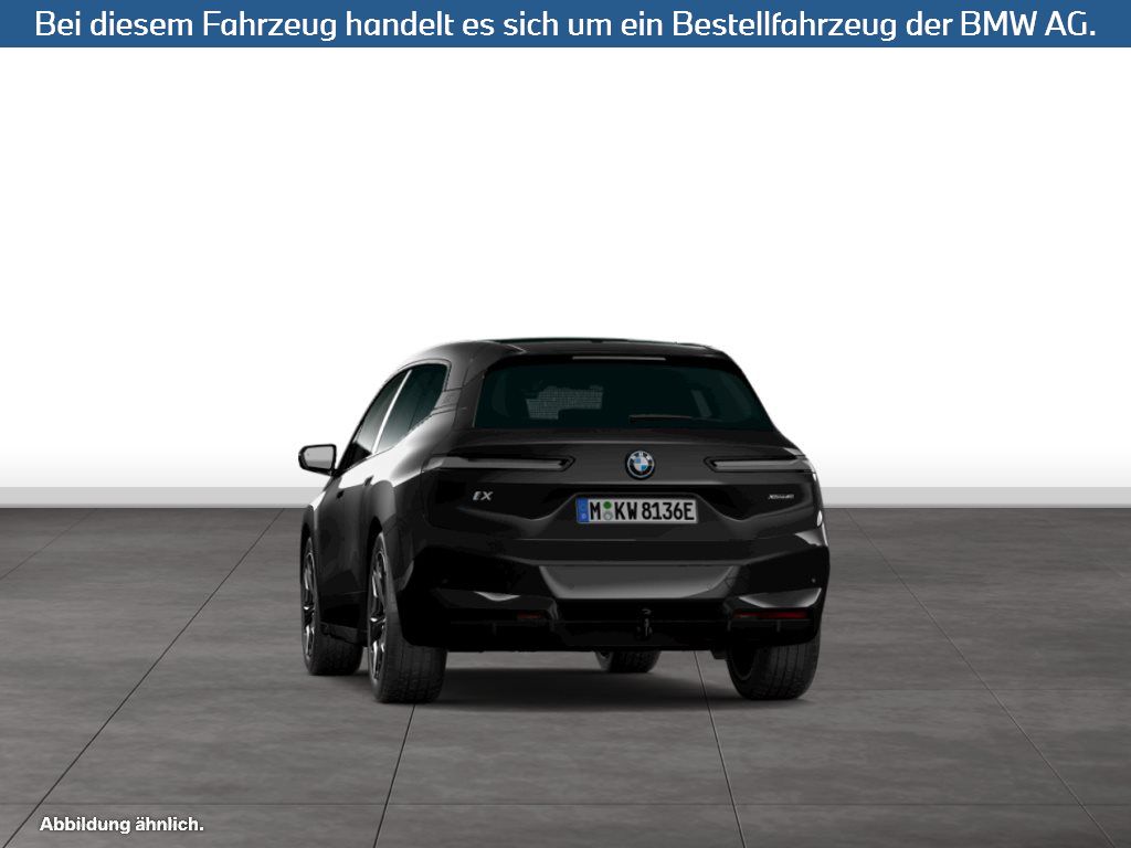 Fahrzeugabbildung BMW iX xDrive40