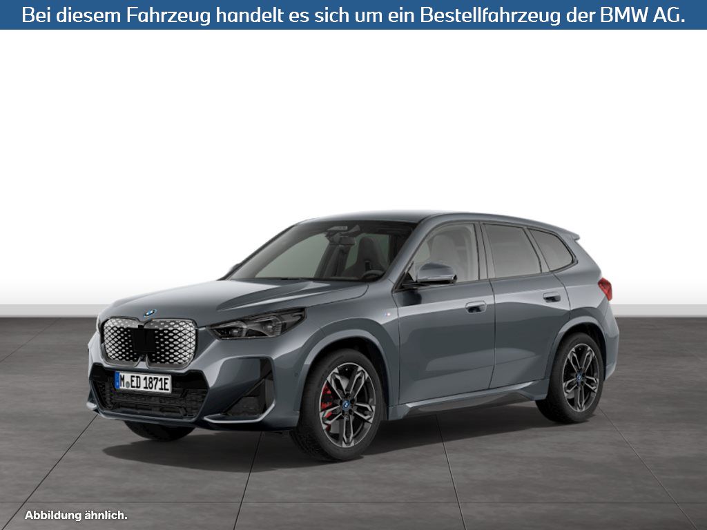 BMW iX1 xDrive30