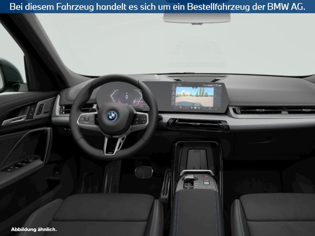 Fahrzeugabbildung BMW iX1 xDrive30