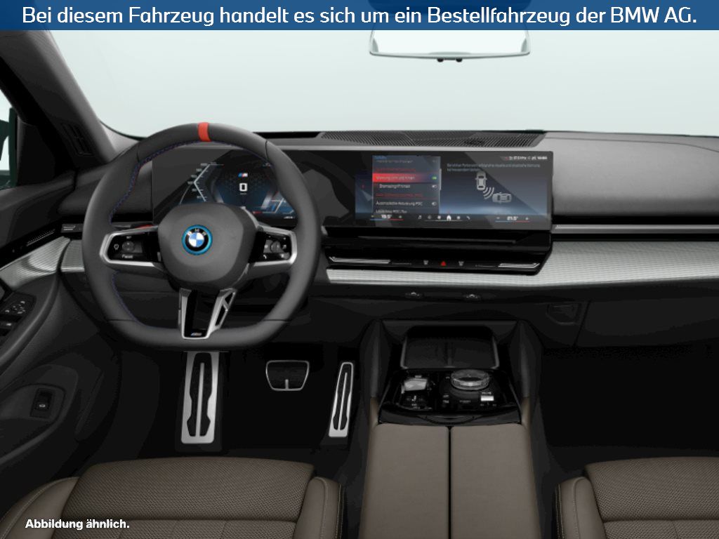 Fahrzeugabbildung BMW i5 M60 xDrive Limousine