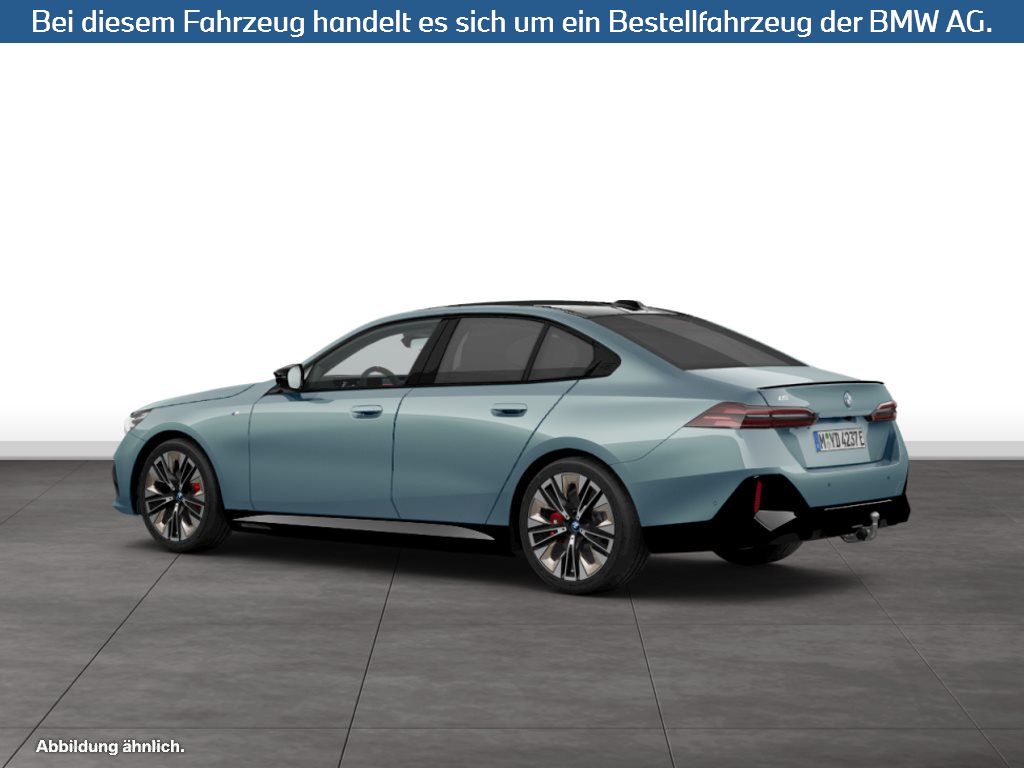 Fahrzeugabbildung BMW i5 M60 xDrive Limousine