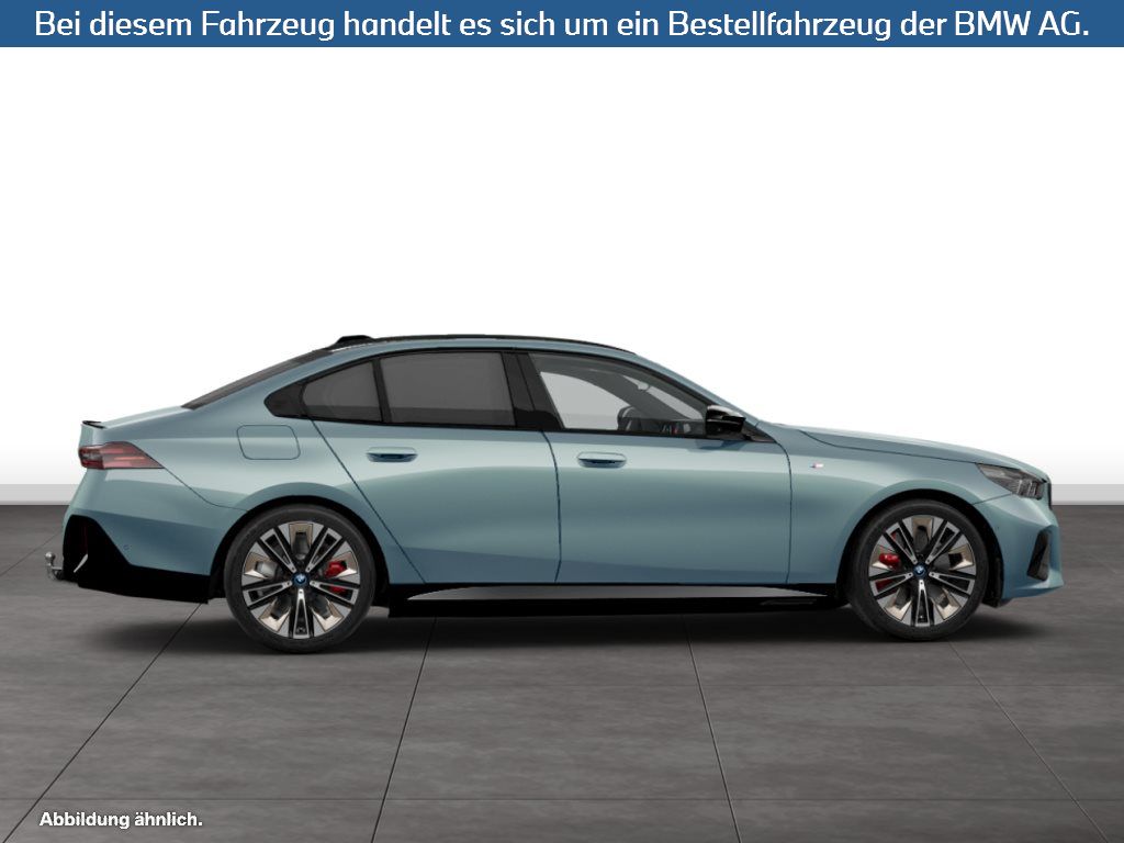 Fahrzeugabbildung BMW i5 M60 xDrive Limousine