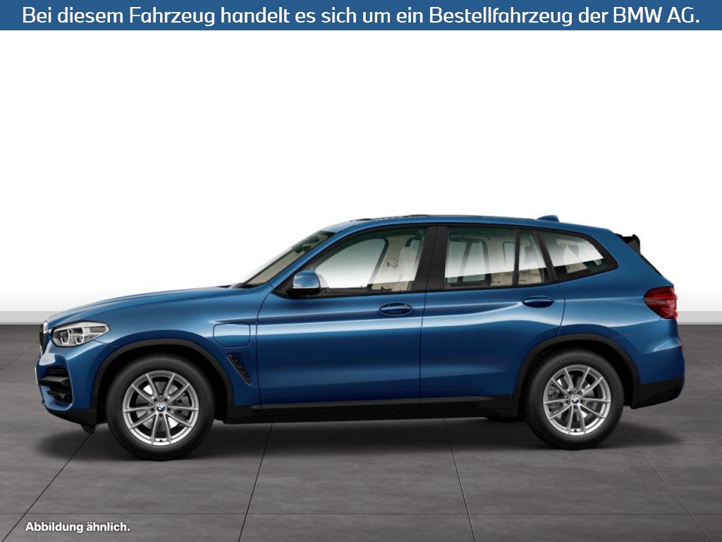 Fahrzeugabbildung BMW X3 xDrive30e