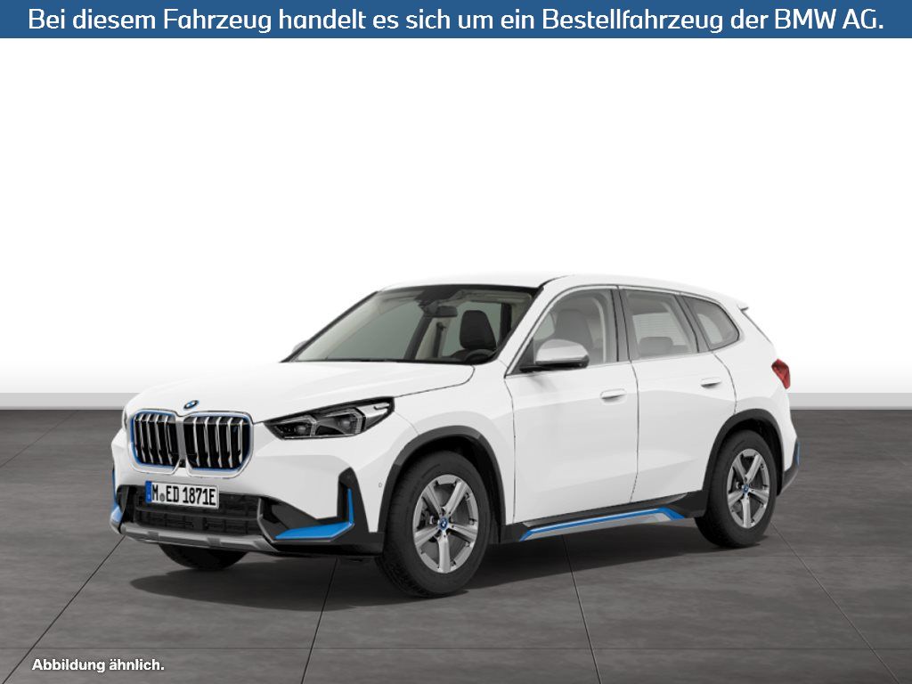 BMW iX1 xDrive30