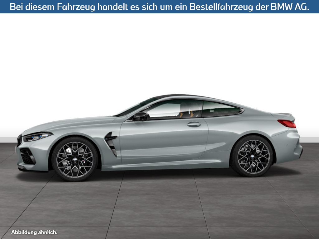 Fahrzeugabbildung BMW M8 Coupé