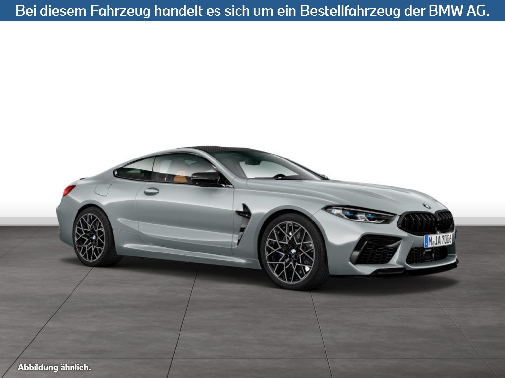 Fahrzeugabbildung BMW M8 Coupé