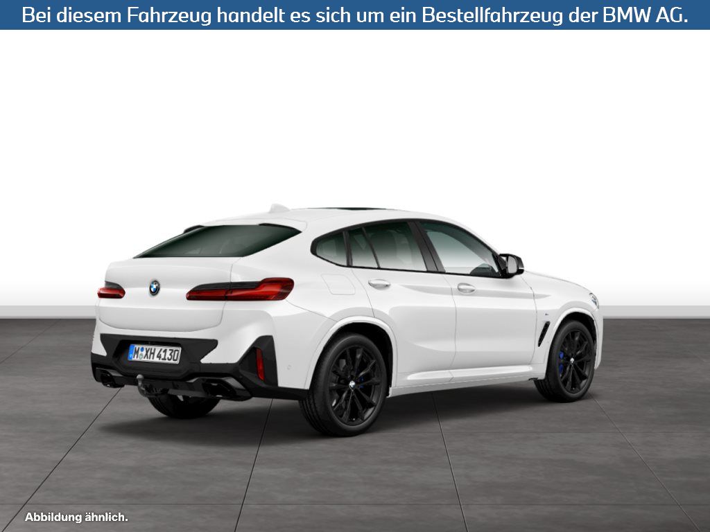 Fahrzeugabbildung BMW X4 M40i