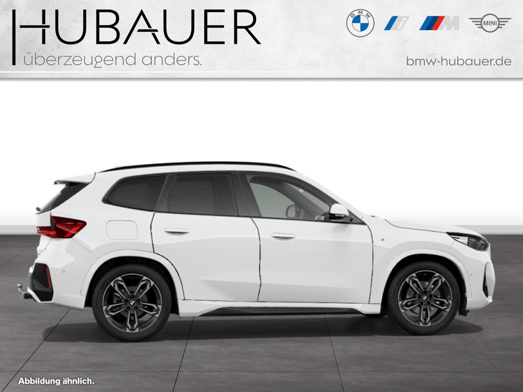 Fahrzeugabbildung BMW X1 sDrive20i [M Sport, HUD, AHK, ACC, RFK, 19 LMR]