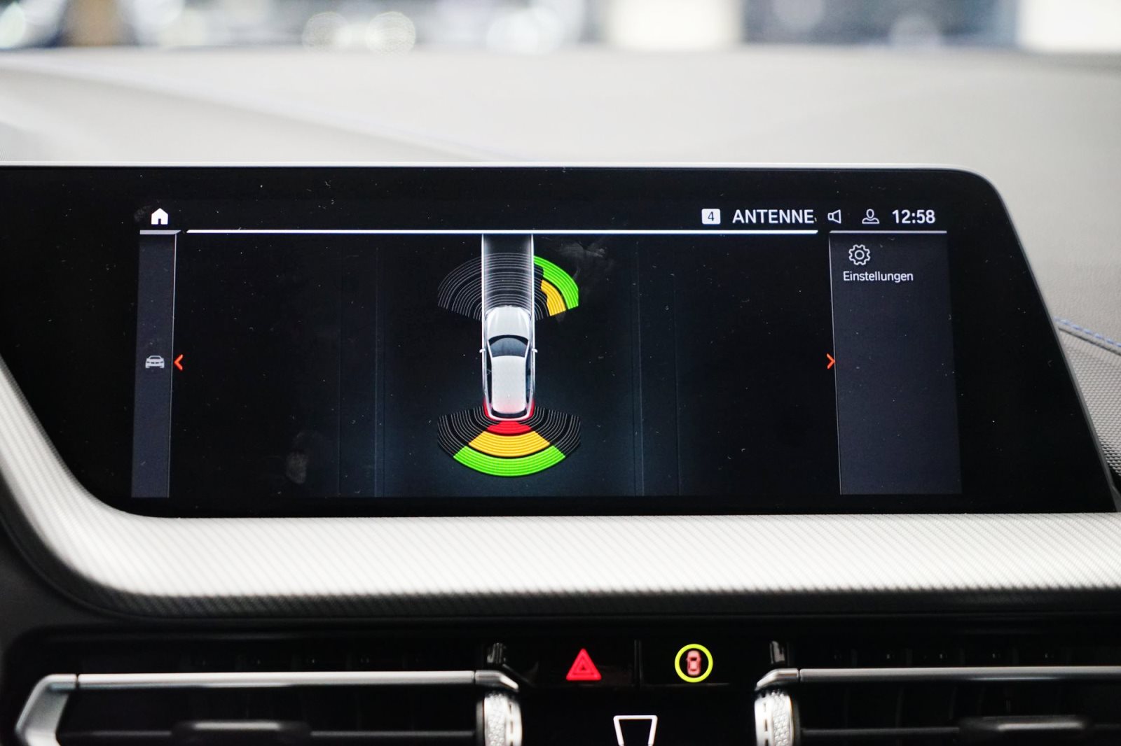 Fahrzeugabbildung BMW 118i 5-Türer [M Sport, Live Cockpit Prof., PDC]