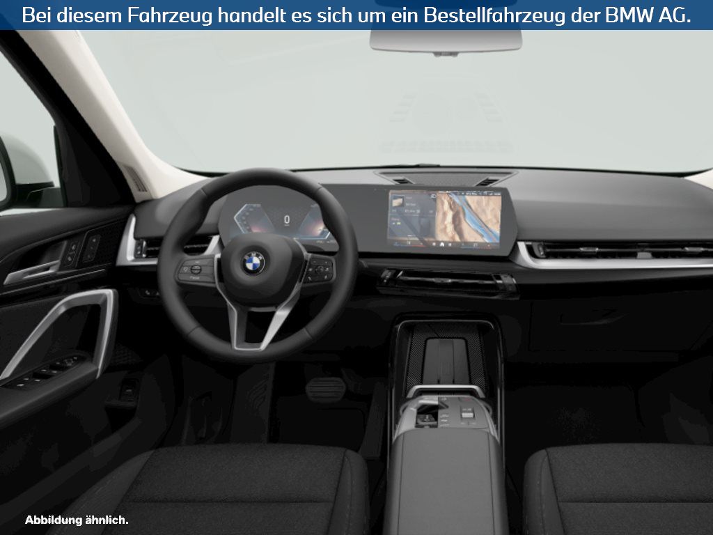 Fahrzeugabbildung BMW X1 sDrive18i SAV