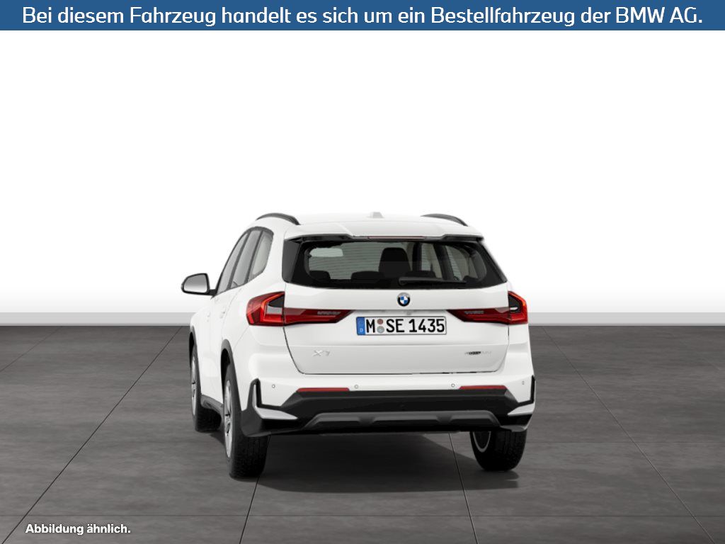 Fahrzeugabbildung BMW X1 sDrive18i SAV