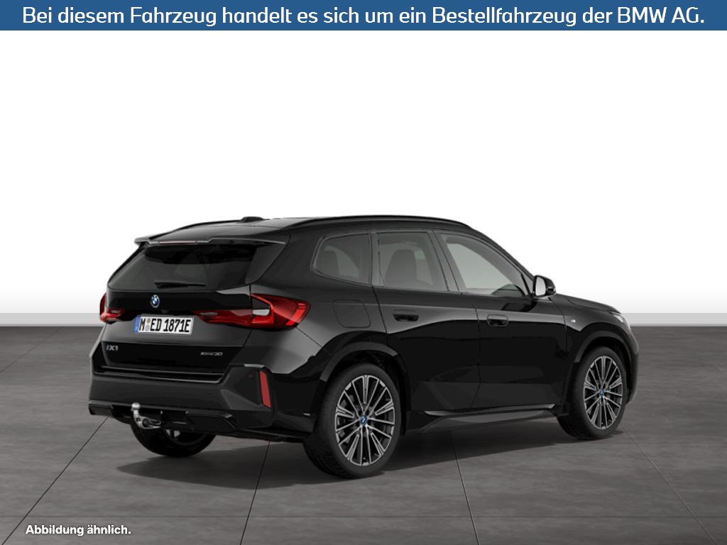 Fahrzeugabbildung BMW iX1 xDrive30