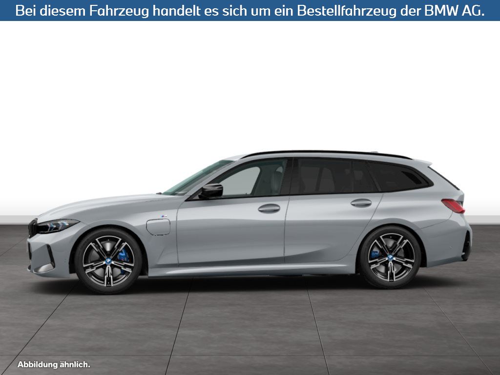 Fahrzeugabbildung BMW 330e Touring