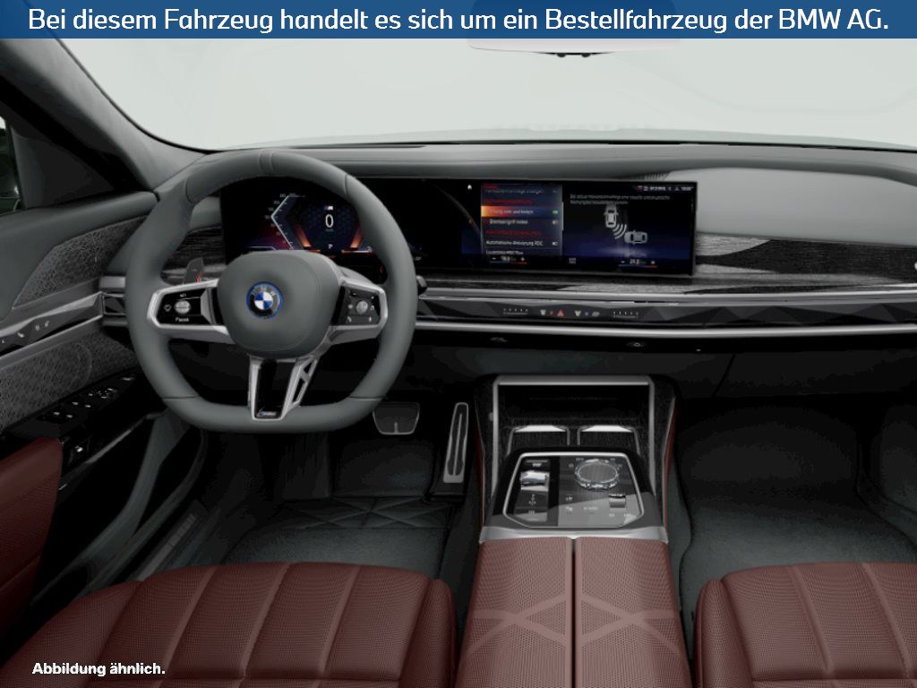 Fahrzeugabbildung BMW M760e xDrive Limousine