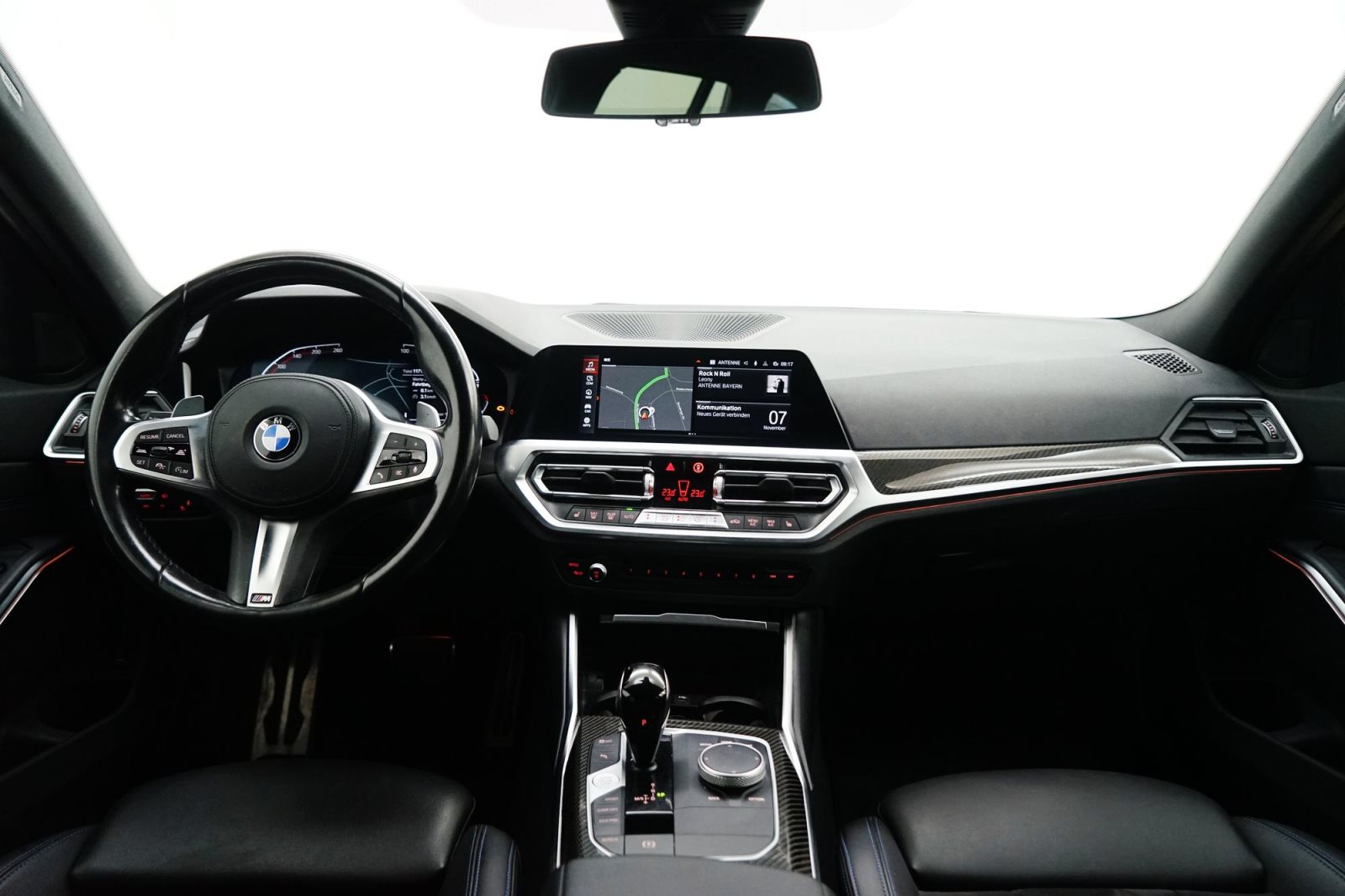 Fahrzeugabbildung BMW 330d xDrive Touring [M Sport, LC Prof., Laser]