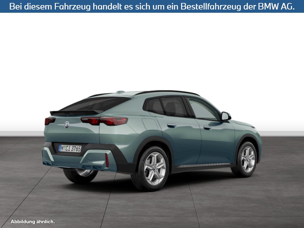 Fahrzeugabbildung BMW X2 sDrive18d