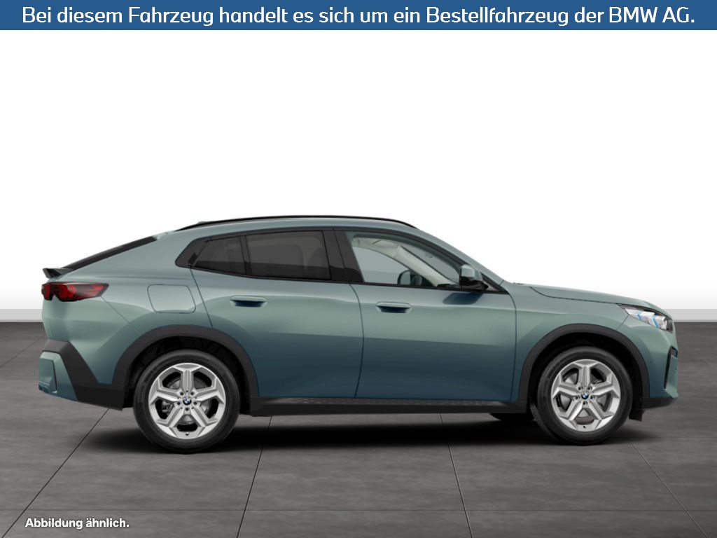 Fahrzeugabbildung BMW X2 sDrive18d