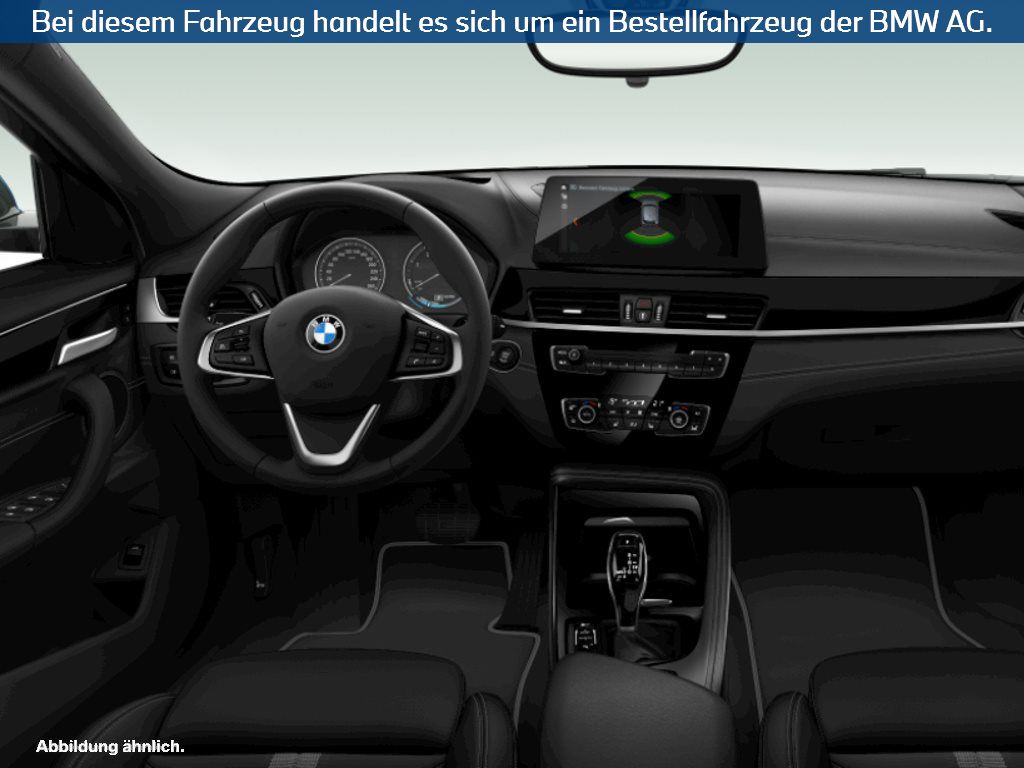 Fahrzeugabbildung BMW X2 sDrive18d