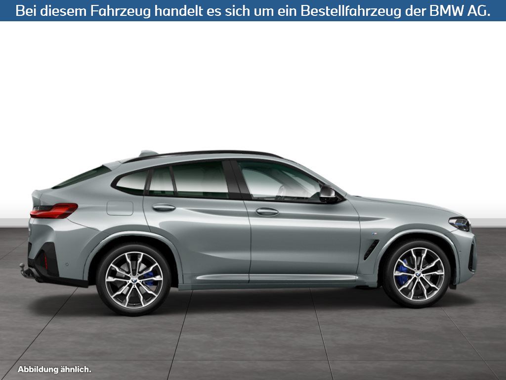 Fahrzeugabbildung BMW X4 M40i