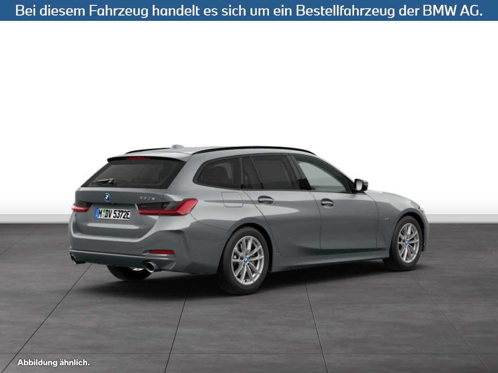 Fahrzeugabbildung BMW 330e Touring