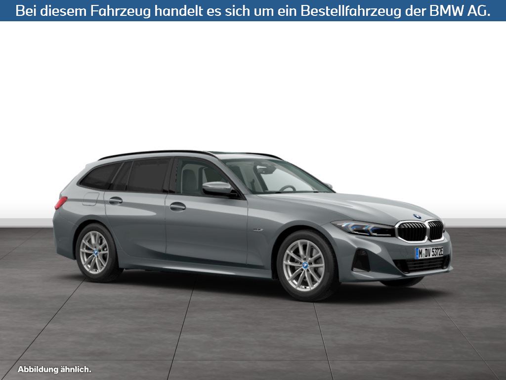 Fahrzeugabbildung BMW 330e Touring