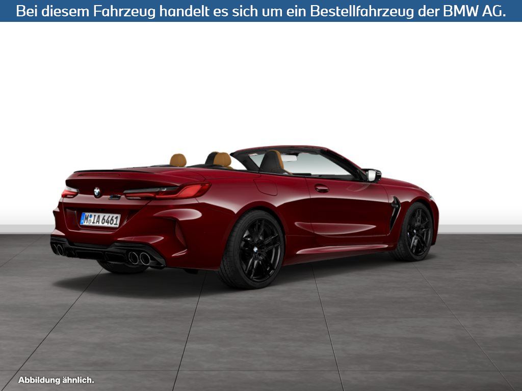 Fahrzeugabbildung BMW M8 Cabrio