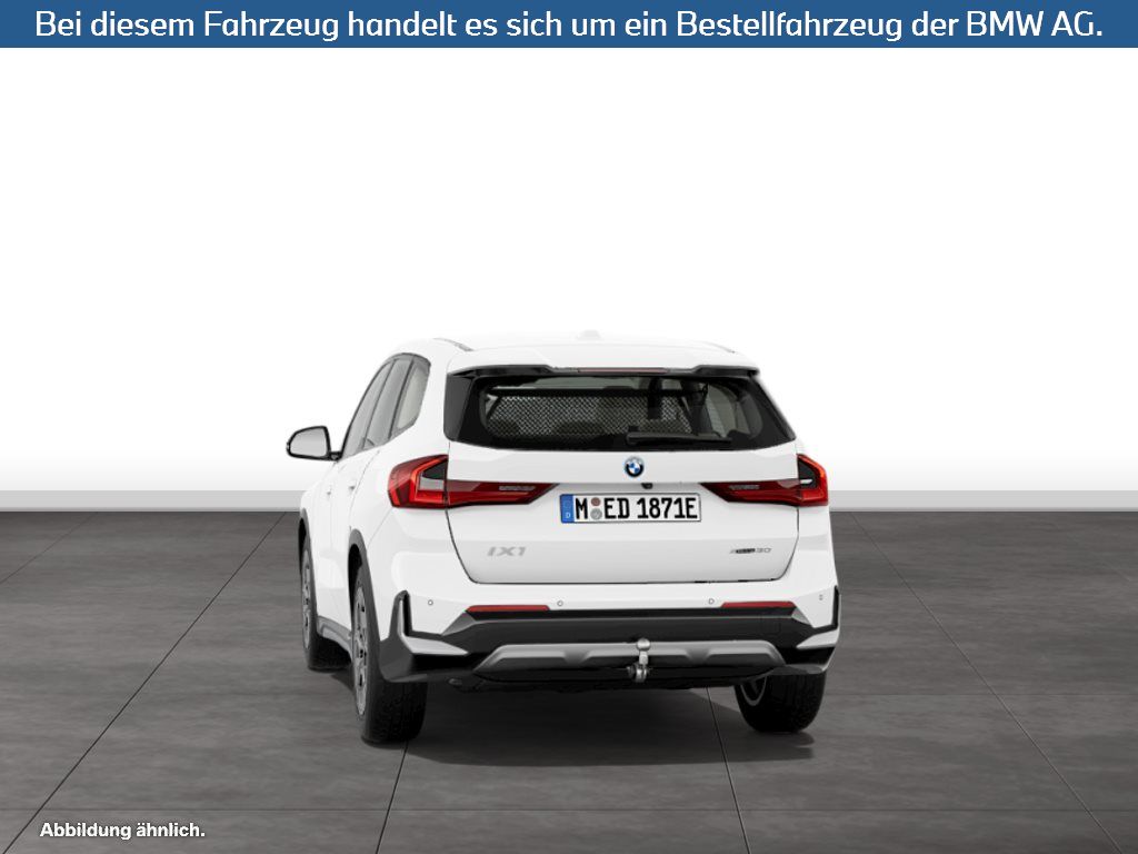 Fahrzeugabbildung BMW iX1 xDrive30