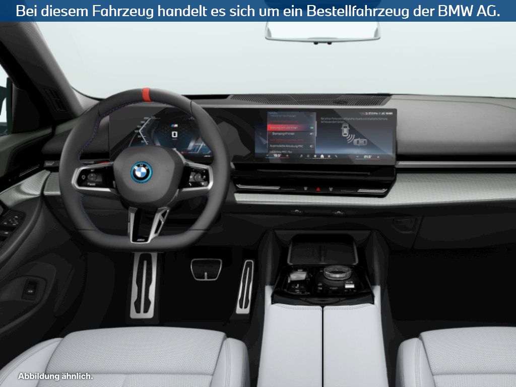 Fahrzeugabbildung BMW i5 M60 xDrive Limousine