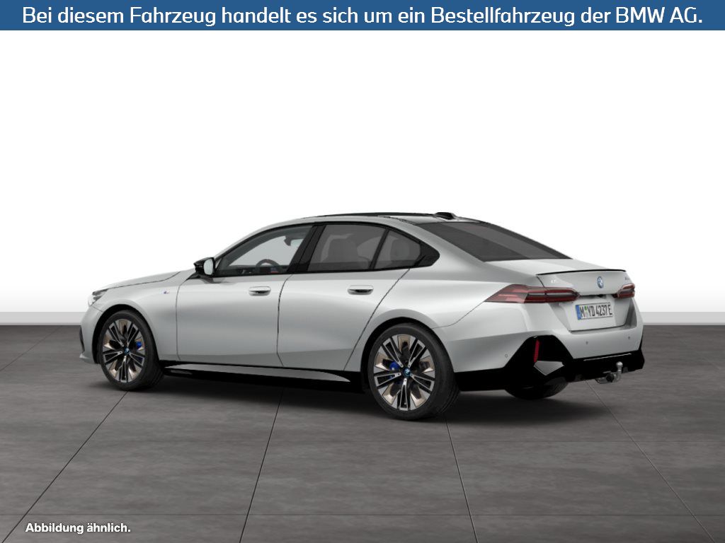 Fahrzeugabbildung BMW i5 M60 xDrive Limousine