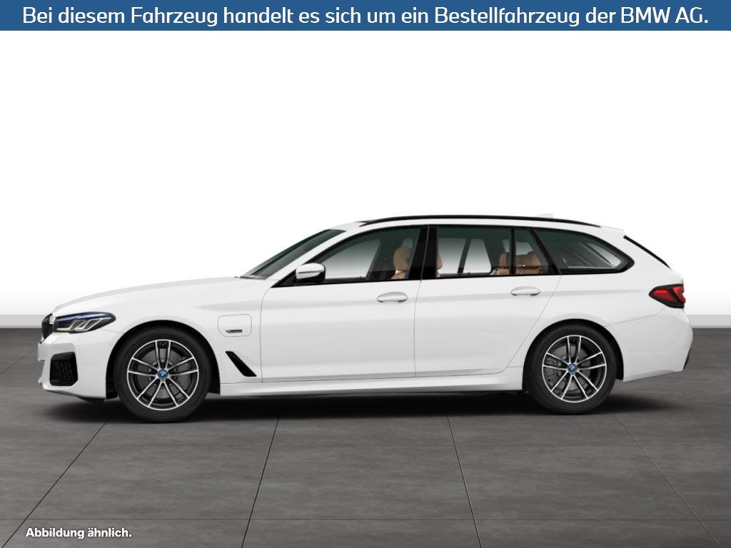 Fahrzeugabbildung BMW 530e Touring