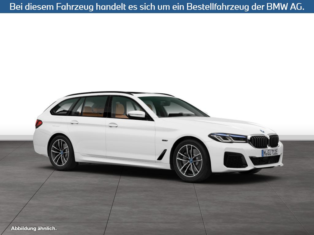 Fahrzeugabbildung BMW 530e Touring