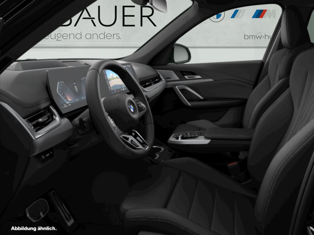 Fahrzeugabbildung BMW X1 sDrive20i [M Sport, HUD, AHK, ACC, RFK, 19 LMR]