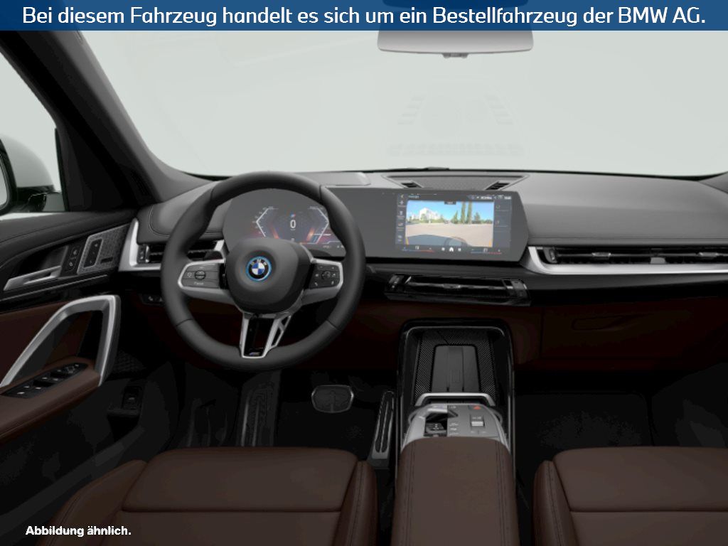 Fahrzeugabbildung BMW iX1 xDrive30