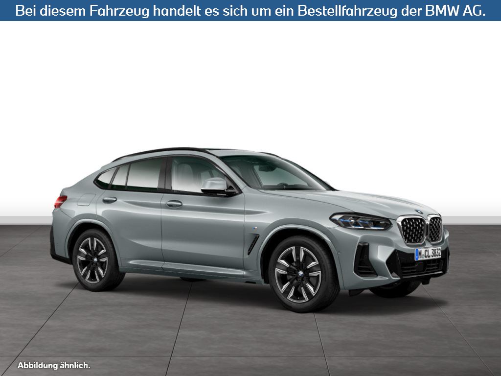 Fahrzeugabbildung BMW X4 xDrive30i