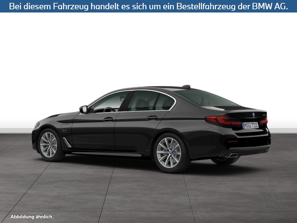 Fahrzeugabbildung BMW 530e Limousine