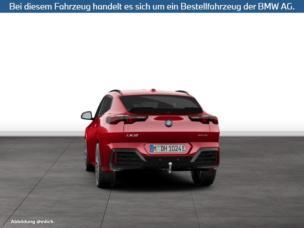 Fahrzeugabbildung BMW iX2 xDrive30