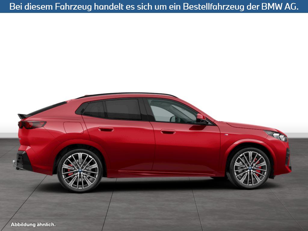 Fahrzeugabbildung BMW iX2 xDrive30