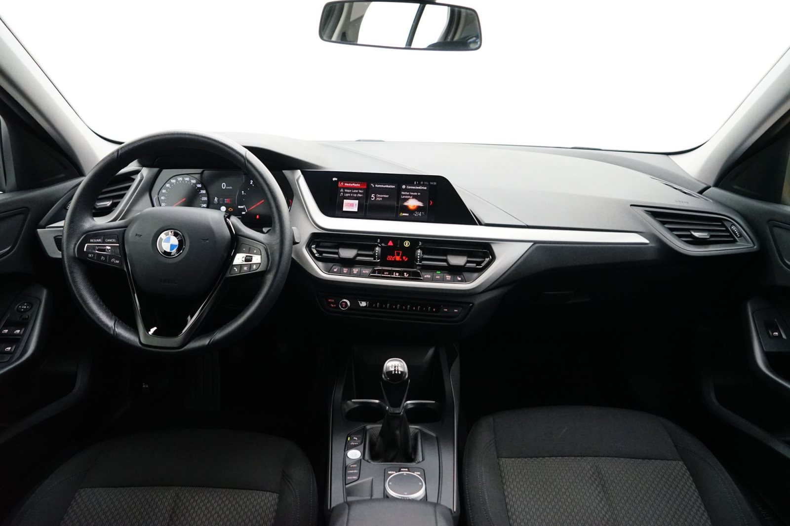 Fahrzeugabbildung BMW 116d 5-Türer [Advantage, LED, PDC, Sitzheizung]