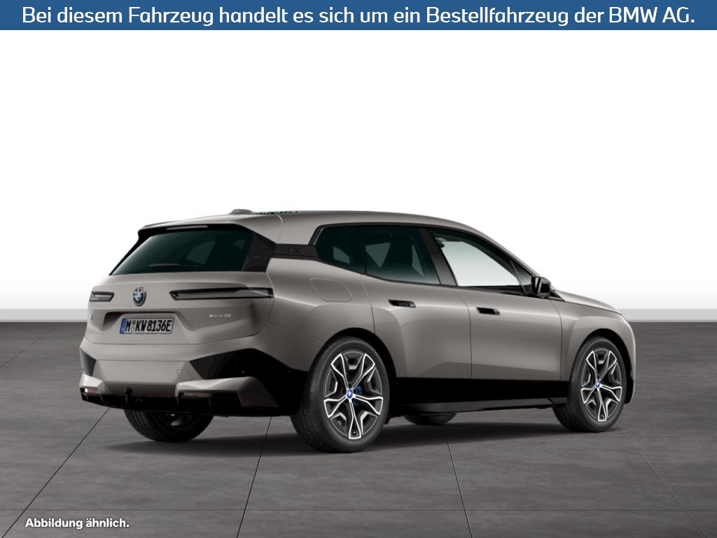 Fahrzeugabbildung BMW iX xDrive50