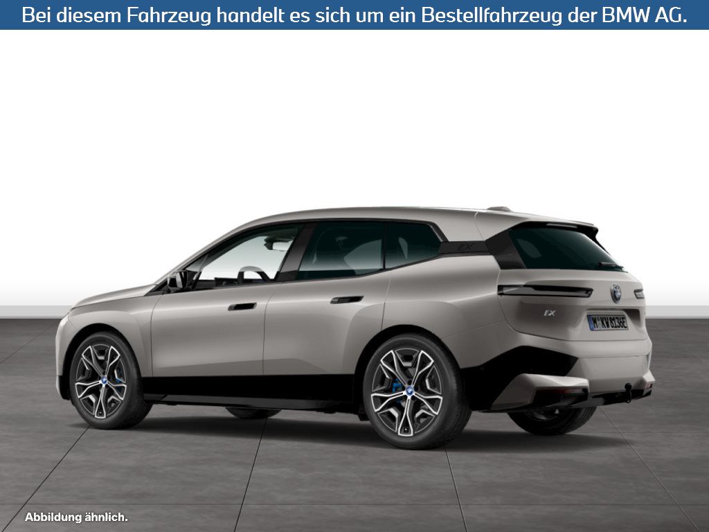 Fahrzeugabbildung BMW iX xDrive50